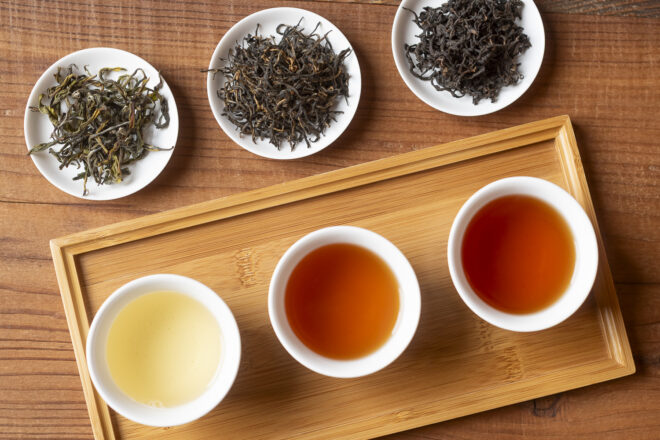 Nilgiri Winter Foster White, Nilgiri Winter Frost, Gulma Winter Frost Golden Tips